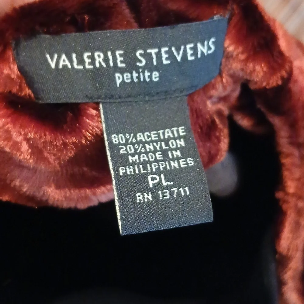 Valerie Stevens 90’s Formal Faux Fur Textured Blazer in dark red size PL - Picture 8 of 8
